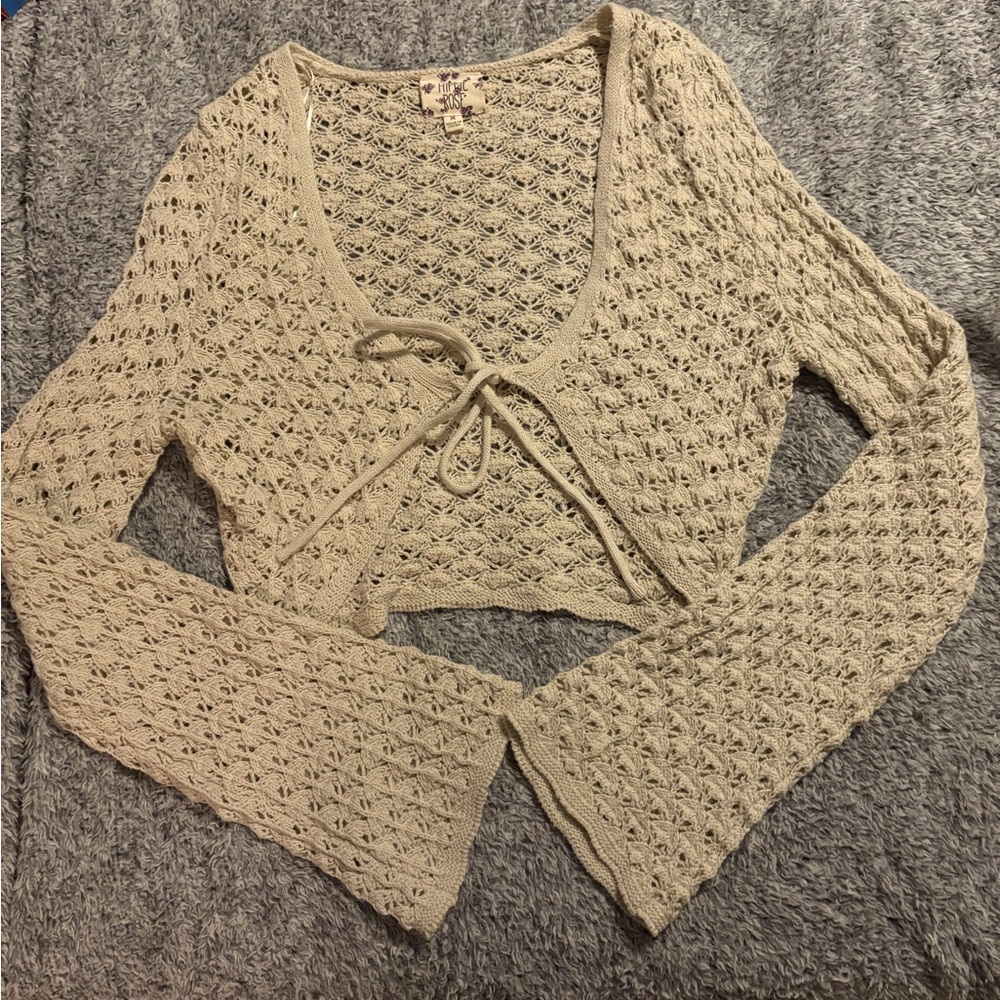 Hippie Rose - knit crop sweater
Never worn, size M, bell bottom sleeves